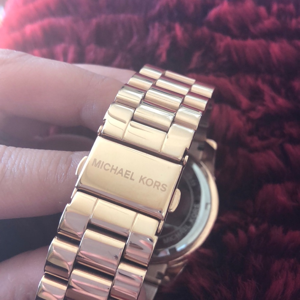 MK watch - Picture 5 of 5
